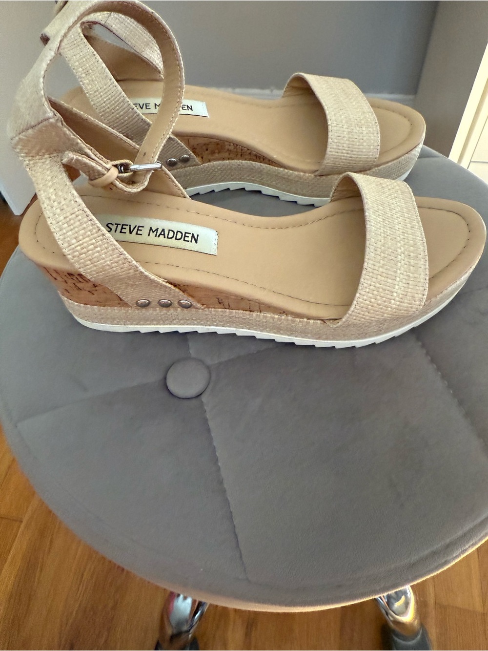Steve Madden Neutral Beige Wedge Sandals with Ankle Strap